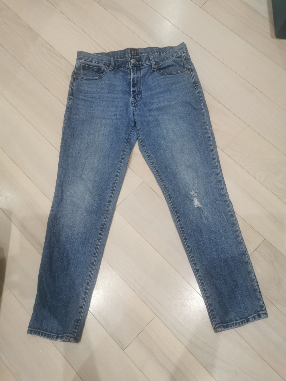 GAP Women's Medium Blue Straight Leg Jeans